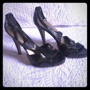 Nine West Strappy snakeskin stilletos size 7.5